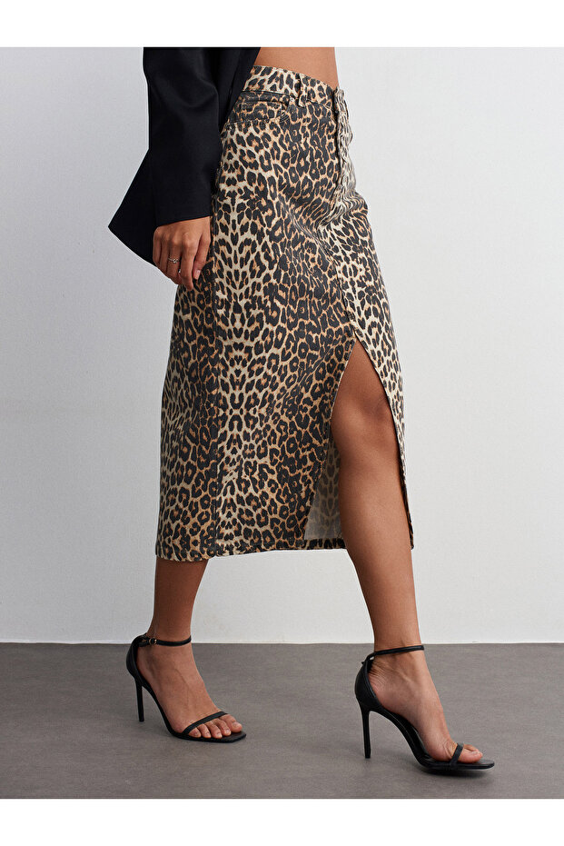 80569 تنورة دينم منقوشة بنقشة الفهد - بني - 2