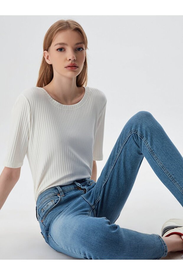 Tanya X Mid Rise Skinny Trousers