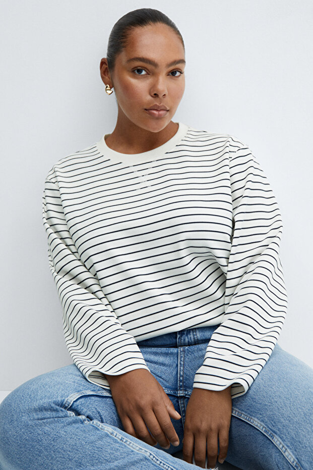 Csíkos pulóver - 8