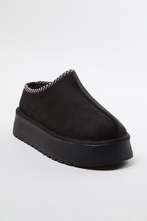 Czarne haftowane, szczegółowe, futrzane, grube podeszwy, damskie botki do kostki TAKAW25BO00028 - 5