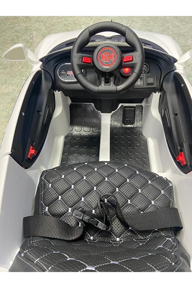 Akülü Araba Bugatti - 8