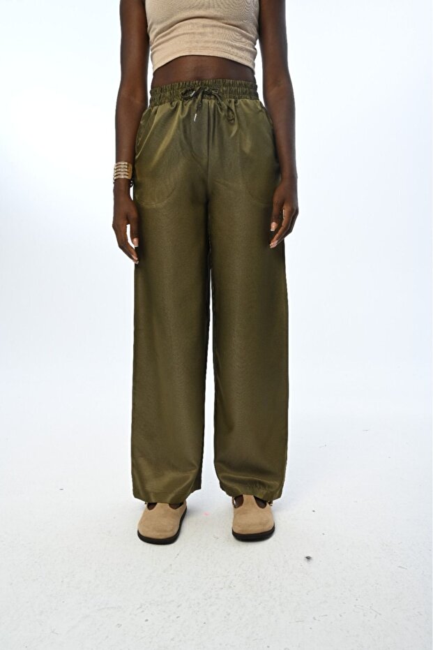 Women's Elastic Waist, Loose Legs, Shiny Fabric, Solid Color Pants