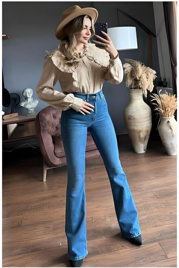 Lofty Women's Light Blue Flare Sleeve High Waist Jean