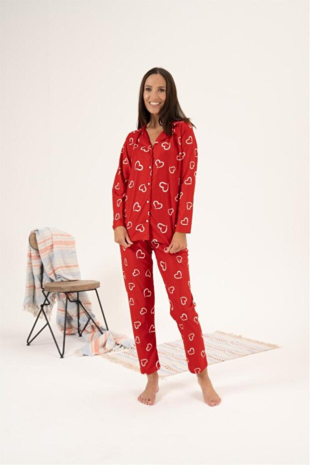 طقم بيجامة من جلد الغزال بأزرار أمامية منقوشة - 1