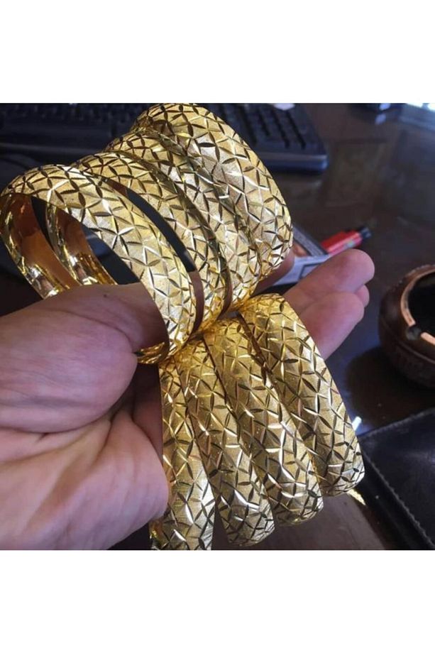 22 Ayar Altın Kaplama Kadın 1.5 Cm Eninde Bilezik Modeli Adet Fiyatıdır - 1