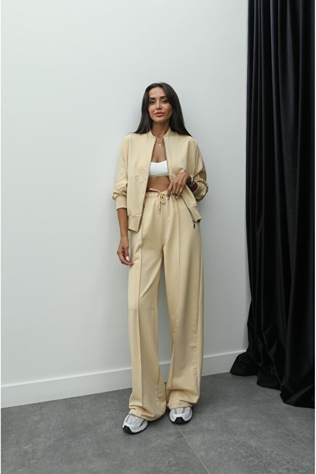 Cream Faye Zippered Sweatshirt Tracksuit Set