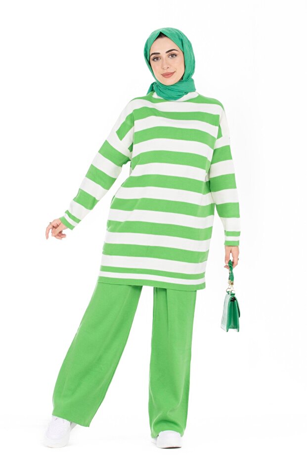 Stand Collar Striped Knitwear Set-green