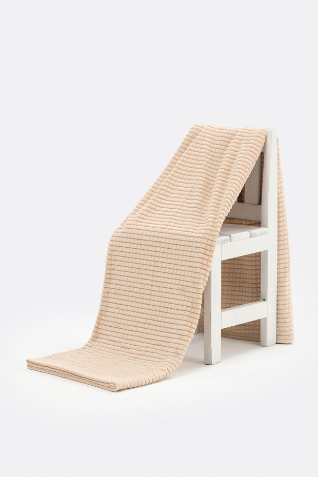 Double Pyramid Soft Blanket - 200x220 Cm