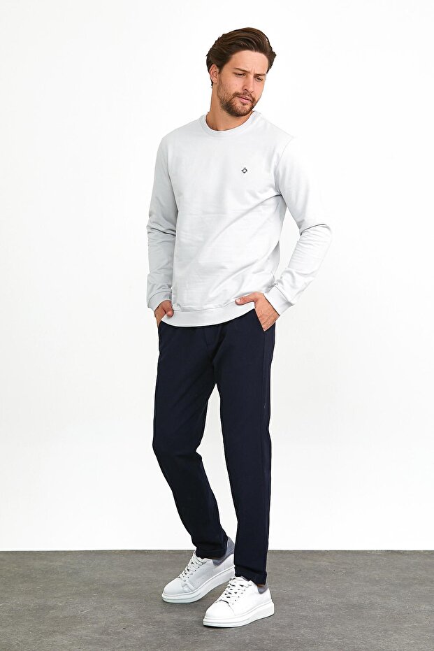 سويت شيرت رمادي للرجال - رقبة دائرية، موديل أساسي يومي - 5