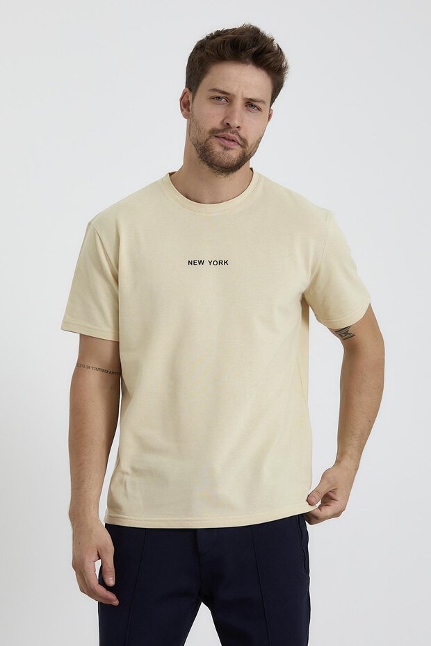 Crew Neck Comfortable Fit New York Printed Men's Cream T-Shirt
