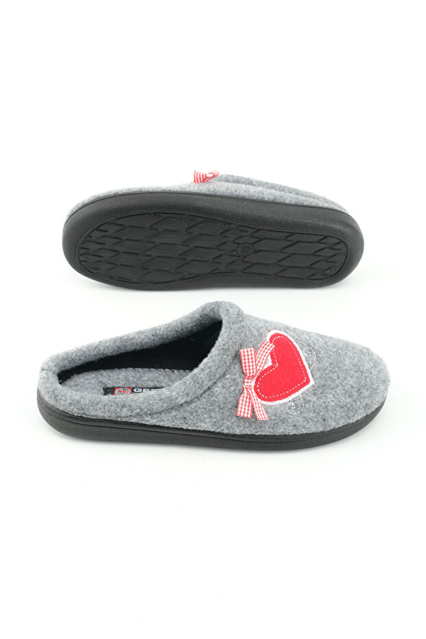 Téli női otthoni kerti komforttalp, hímzett szívmintás filc papucs - 2