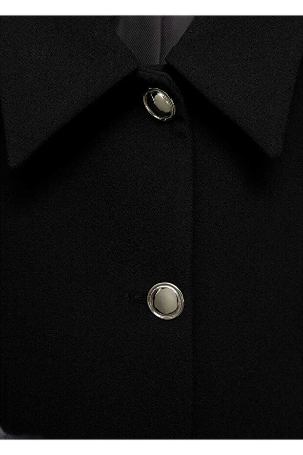 Düğmeli cropped ceket - 8