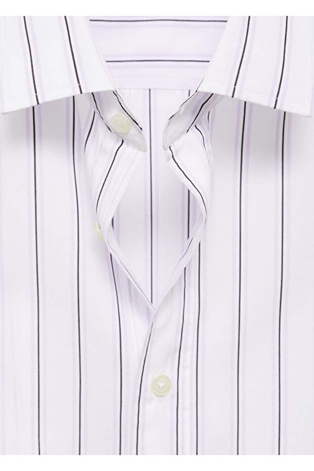 Gestreiftes Baumwollhemd mit normaler Passform - 8