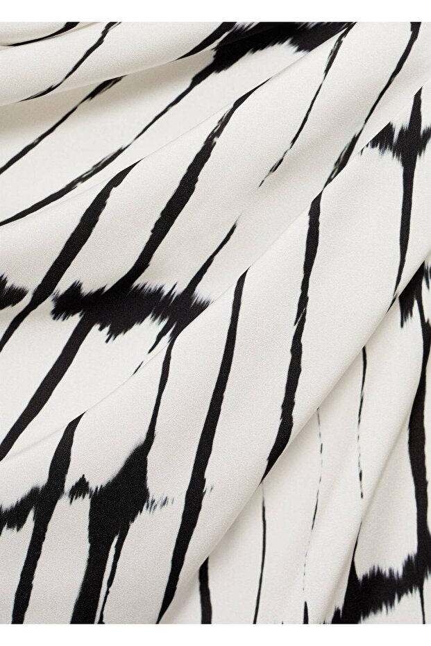 Drape detaylı desenli bluz - 7