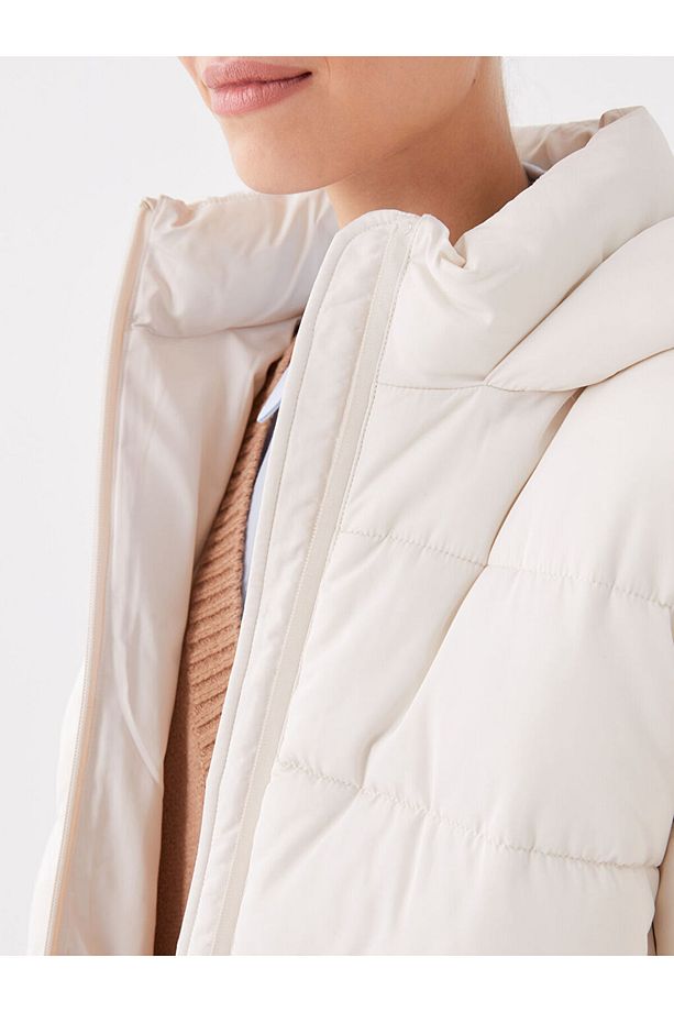 Kapusonlu Duz Oversize Kadin Sisme Mont - W33633Z8 - 5
