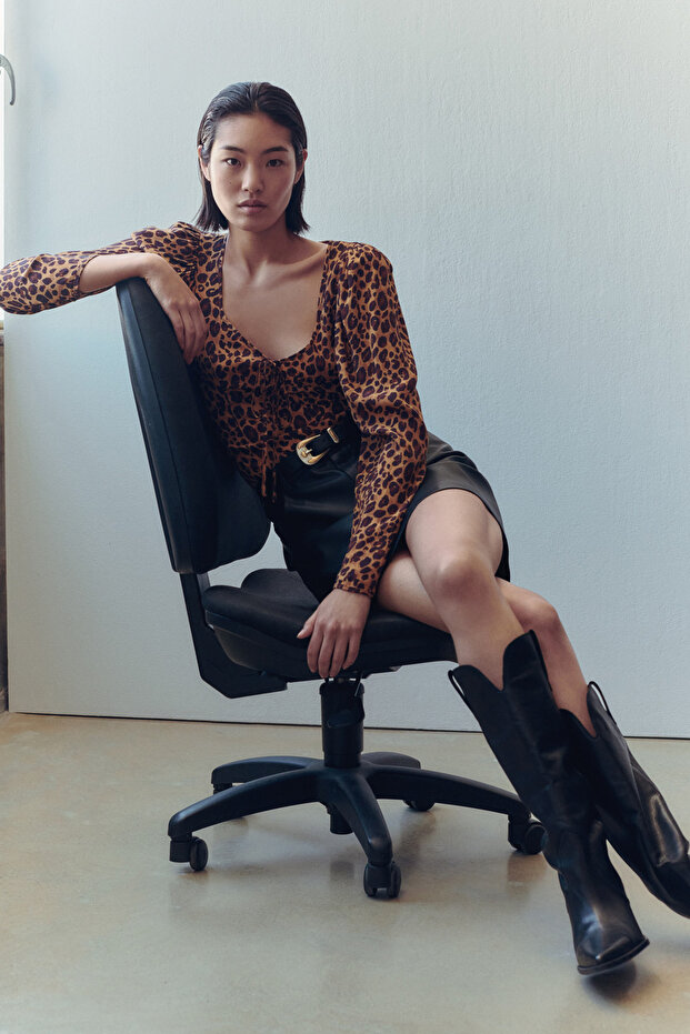 Animal print blouse - 6