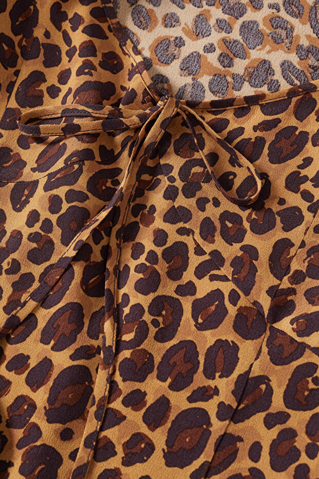Animal print blouse - 7