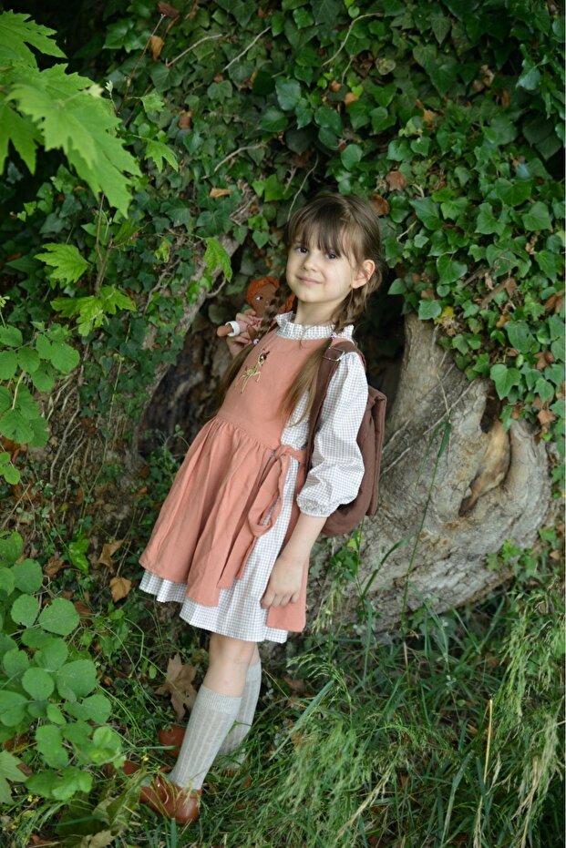 Önlüklü elbise - 4