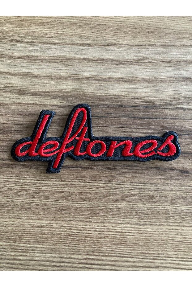 رقعة شعار فرقة الموسيقى DEFTONES، الحجاب، رقعة الجينز المختلطة