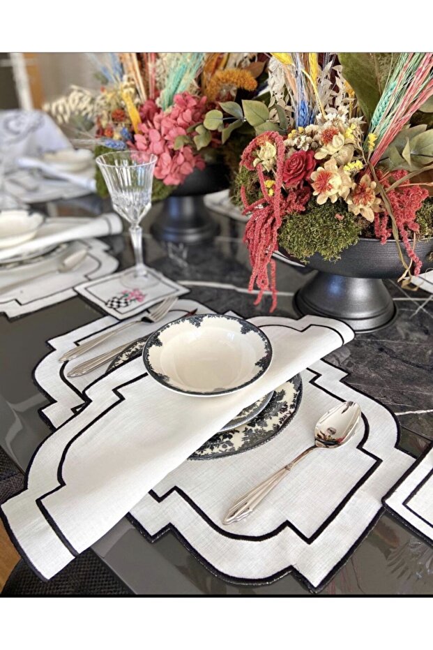 Dream Black Placemat Set of 6