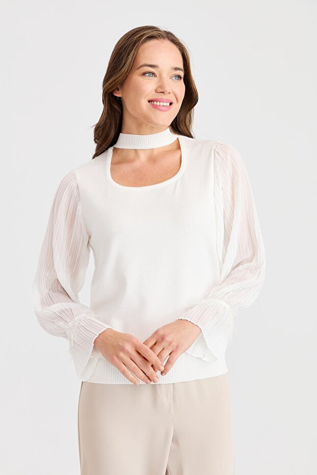 بلوزة بأكمام مطوية على شكل عظمة - 1