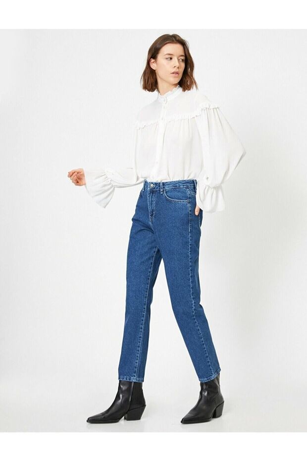 Medium Blue Women's Mom Jeans