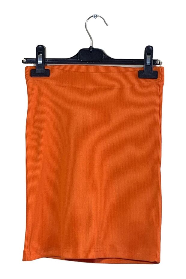 Devojčica Oraj kratka suknja - 1