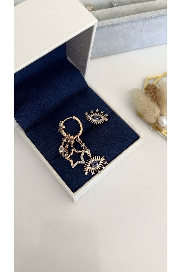Vip Series Gold Hoop Detailed Lucky Earrings