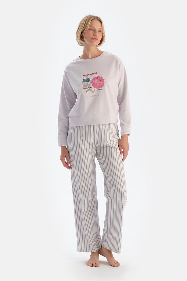 Açık Lila Baskı Detaylı Uzun Kollu Tişört Pantolon Pijama Takımı - 1