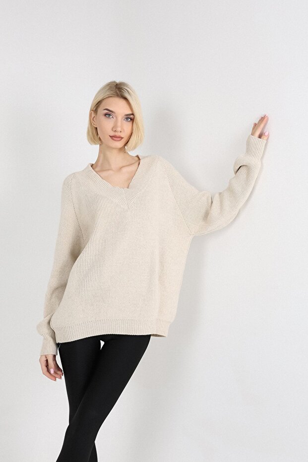 V-Neck Sweater - 5