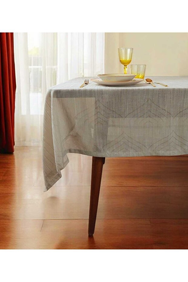 مفرش طاولة بوليستر رفيع - جاكار بني فاتح (LM) - 1