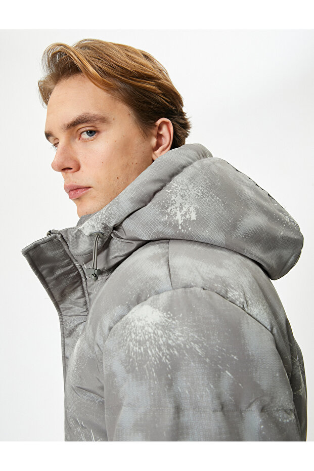 Puffer Jacket Hooded Pocket Detailed Zippered Abstract Printed