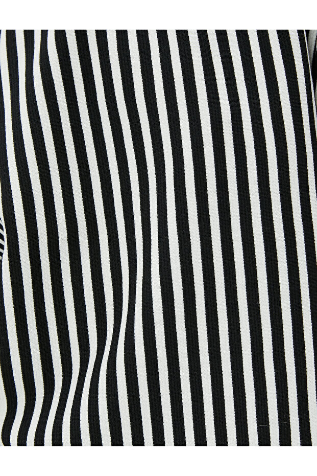 Übergroßer Sweatshirt-Rollkragenpullover - 6