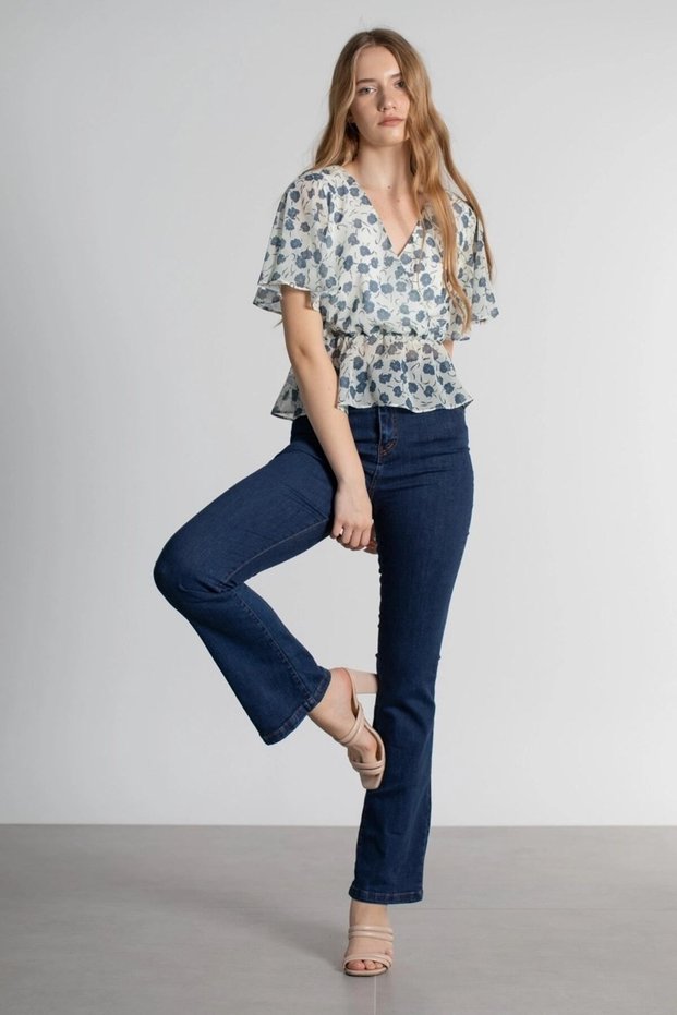 Diqsomania Women's Dark Blue Flare Sleeve High Waist Jean