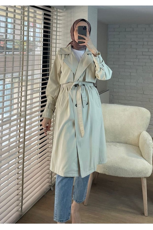 Women's Jacket with Collar and Sleeve Detail Trench Coat Beige