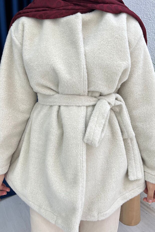 Kemerli Peluş Ceket - 5