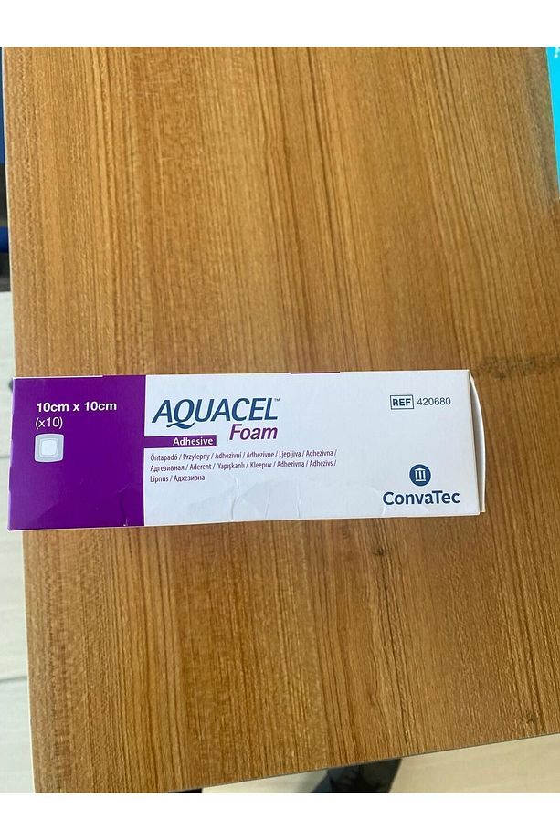AQUACEL Foam Kendinden Yapışkanlı Hydrofiber Örtü 10x10cm - 2