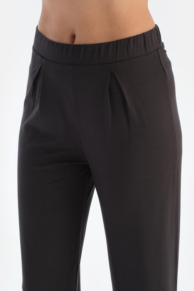 Antrasit Kayık Yaka Dantel Detaylı Pijama Takımı - 7