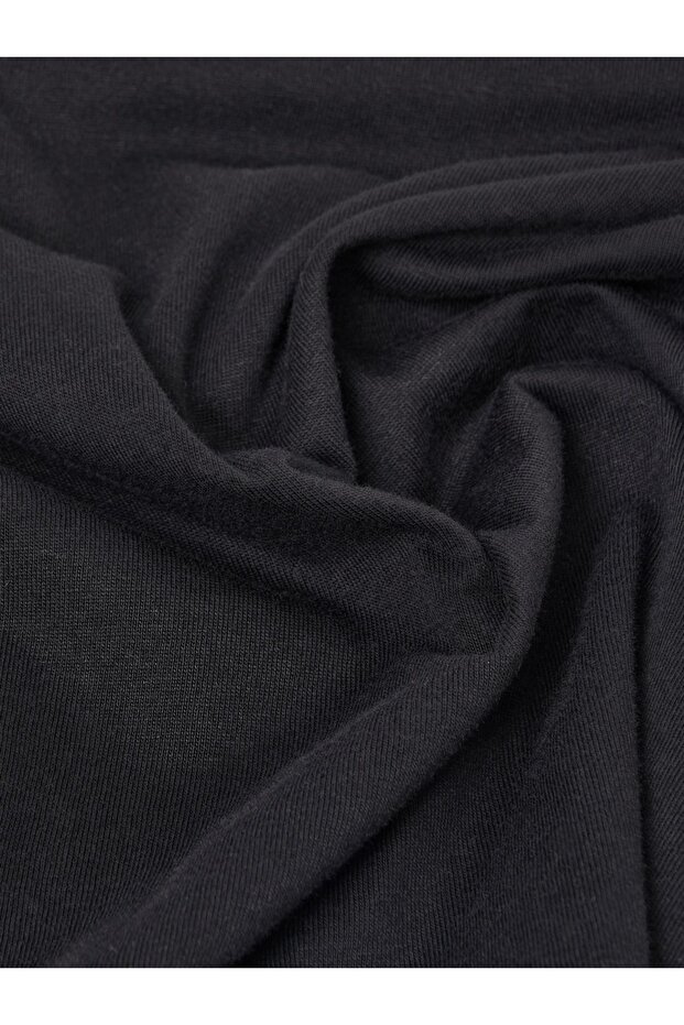 Solid Cotton Round Neck T-Shirt - 7
