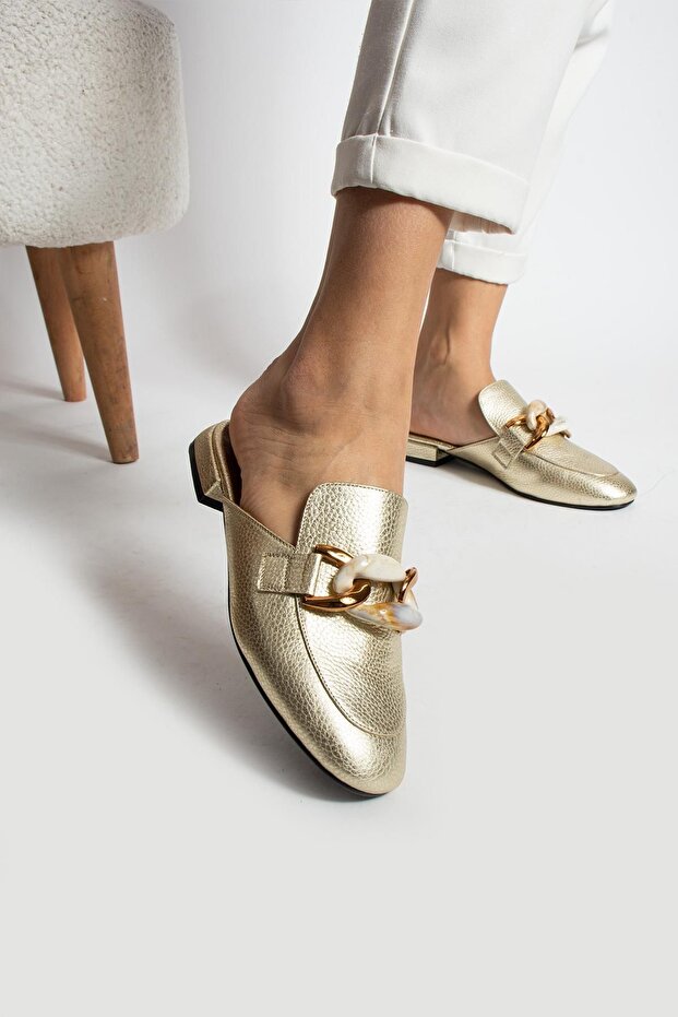 Women's Gold Leather Accessory Detailed Slippers