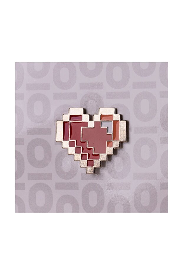Pin Red Heart No:7 - Aşk Dolu Kalp Rozeti, Şık Ve Ifadeli Tasarım - 1