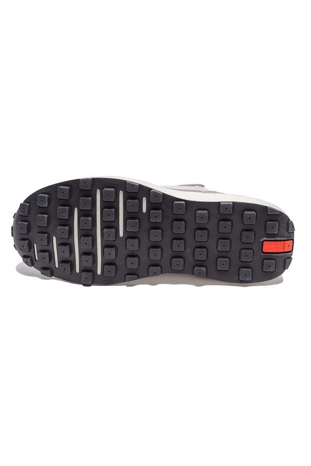 WAFFLE ONE VNTG 'SUMMIT WHITE/PICANTE RED' - 4