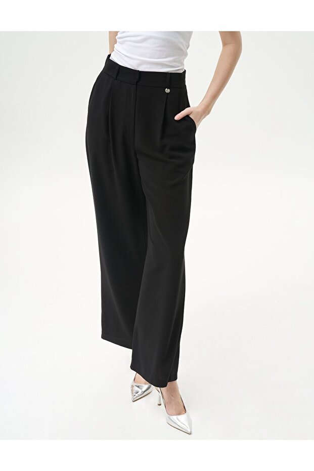 Pileli Cep Detaylı Basic Pantolon Siyah - 7