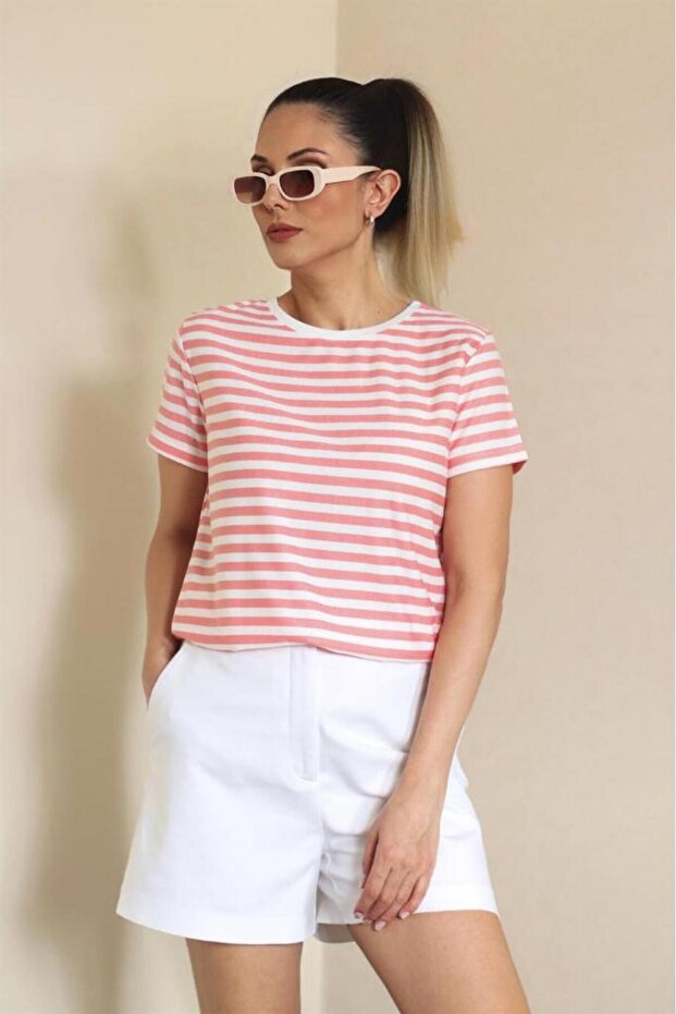 Kadın Pembe Beyaz Çizgili Basic T-shirt - 2