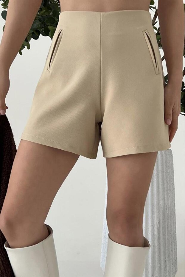 Kadın Bel Lastikli Bej Mini Şort - 1