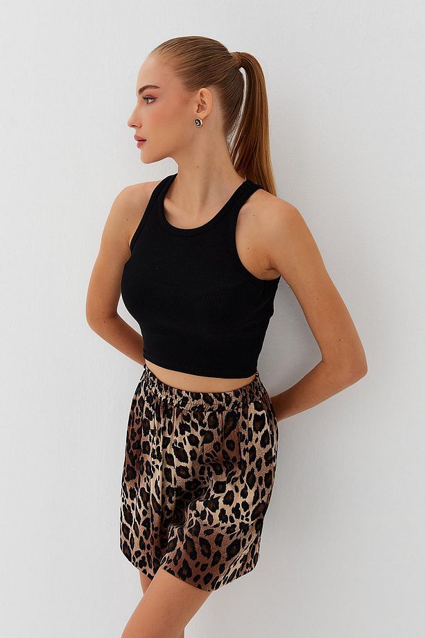 Leopar Desenli Beli Lastikli Şort - 2