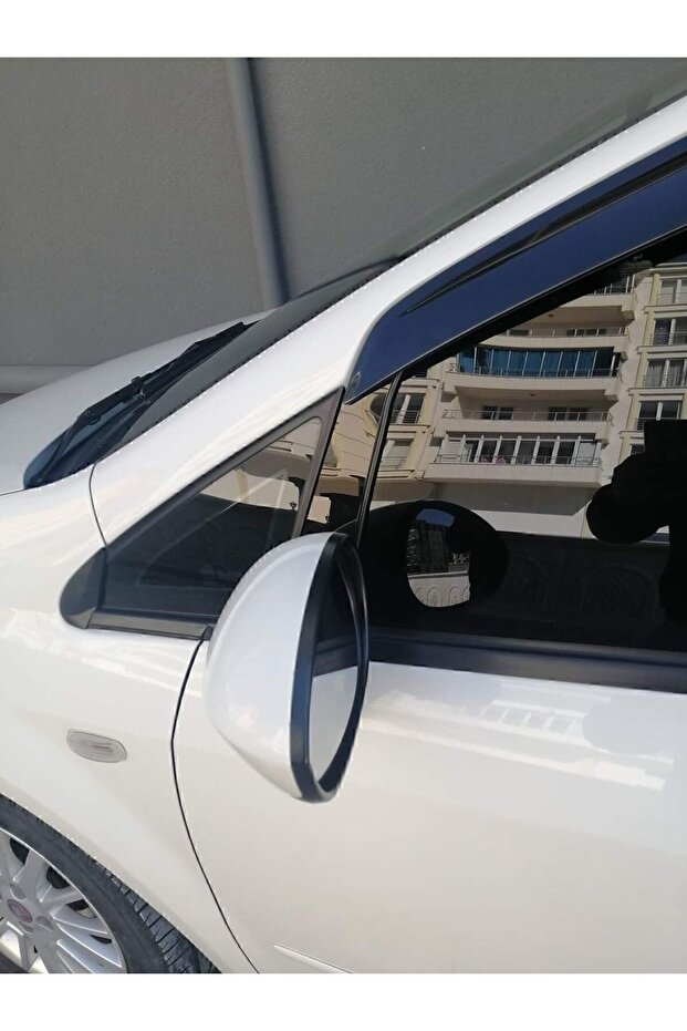 Fiat Linea Parlak Siyah Kapı Sütunları - 3