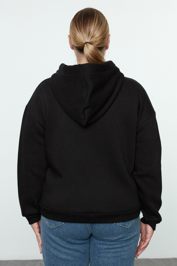 Siyah Kapüşonlu İçi Polarlı Önü Fermuarlı Büyük Beden Örme Sweatshirt TBBAW25AO00027 - 5