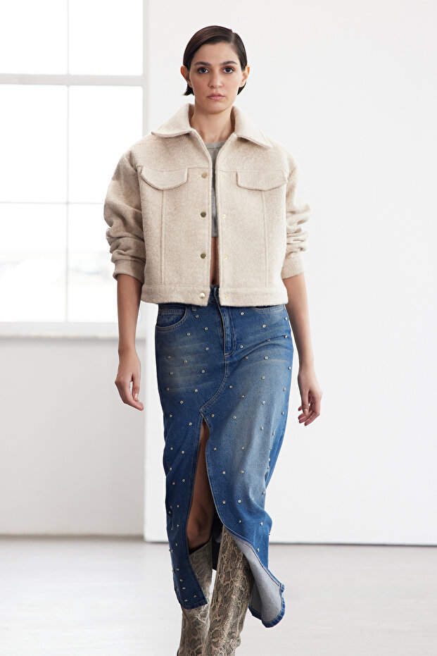 Cienka kurtka Boucle w kolorze ecru z limitowanej edycji - TWOAW25MO00180 - 1