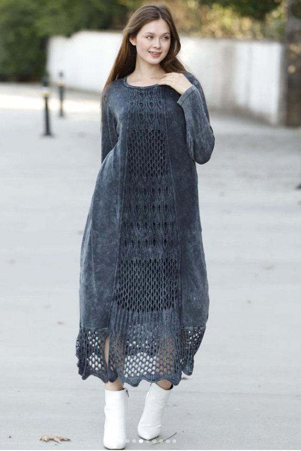Women's Black Long Sleeve Antique Loose Cotton Knitwear Dress